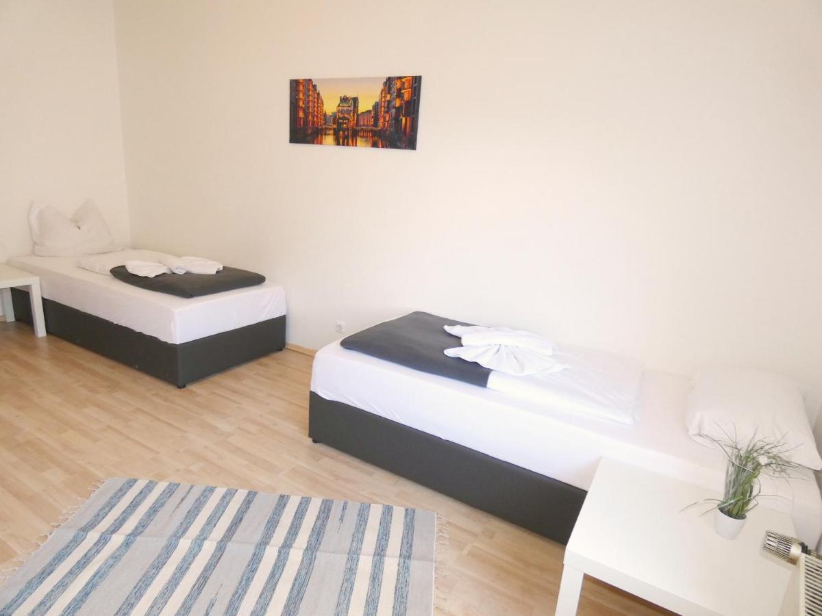 Sunnyhome Monteurwohnungen Und Apartments In Schwandorf Exterior foto