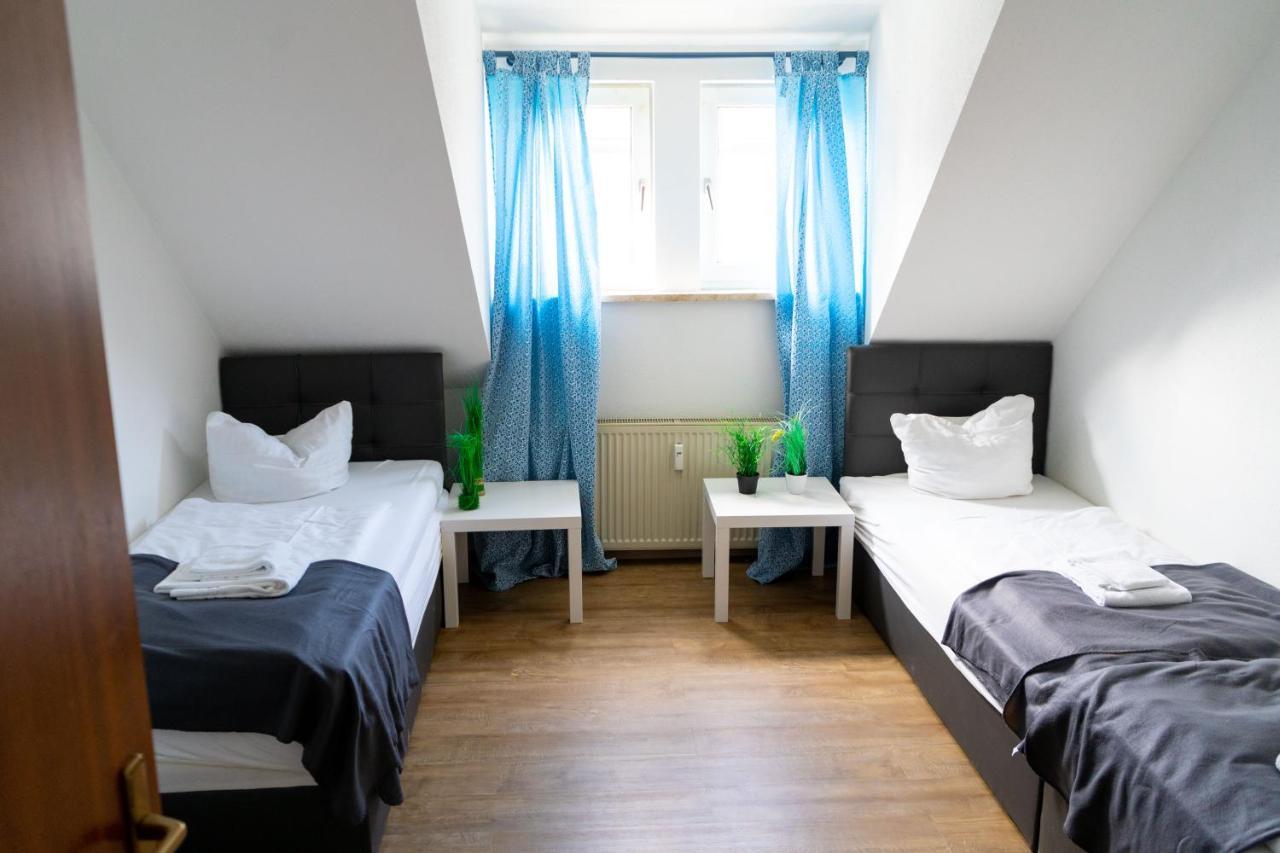 Sunnyhome Monteurwohnungen Und Apartments In Schwandorf Exterior foto